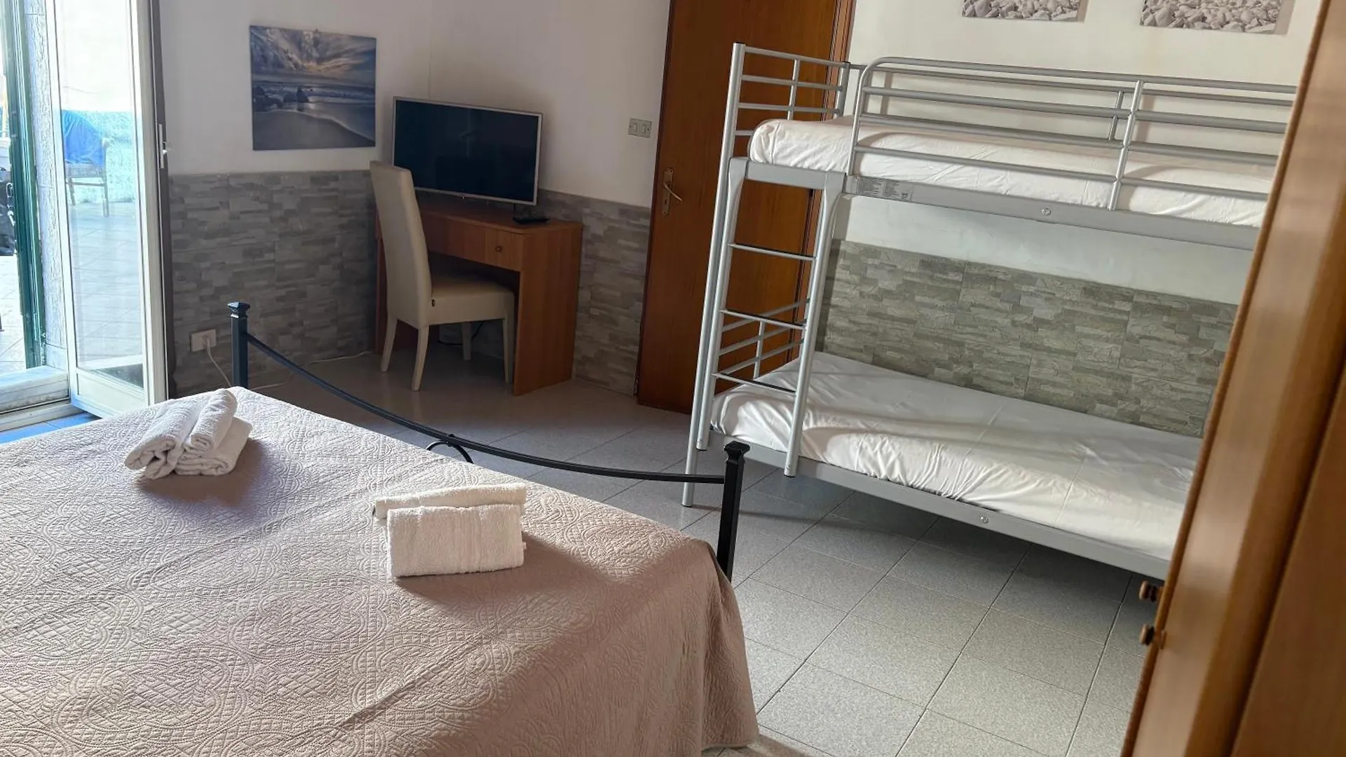 Casa Maya Ognina Sea Cannizzaro Catania 0*,